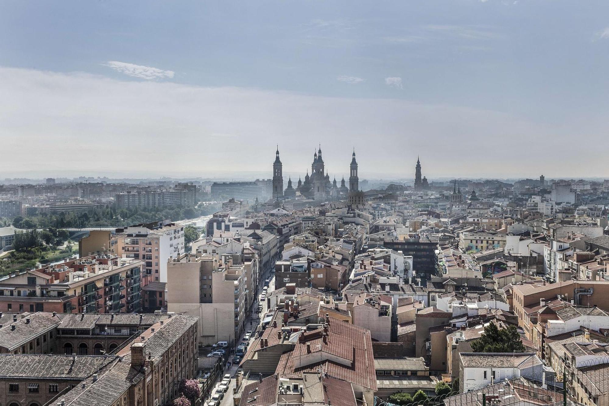 Mirador Del Ebro Apartment Zaragoza Exterior photo