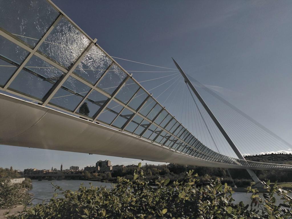 Mirador Del Ebro Apartment Zaragoza Exterior photo